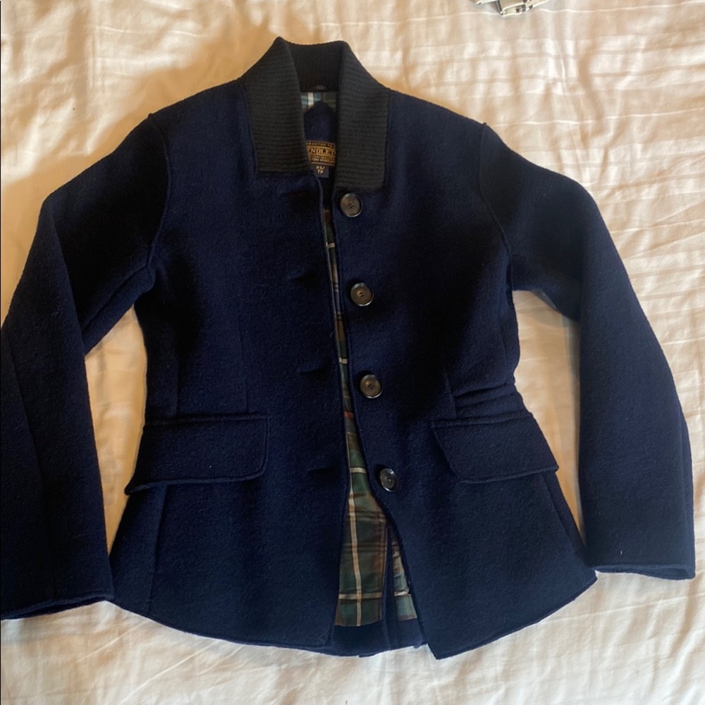 Pendleton Navy Blue Blazer with Mandarin Collar and Fitted Silhouette